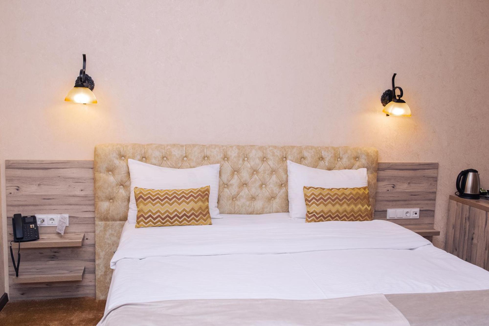 Imperial House 3*